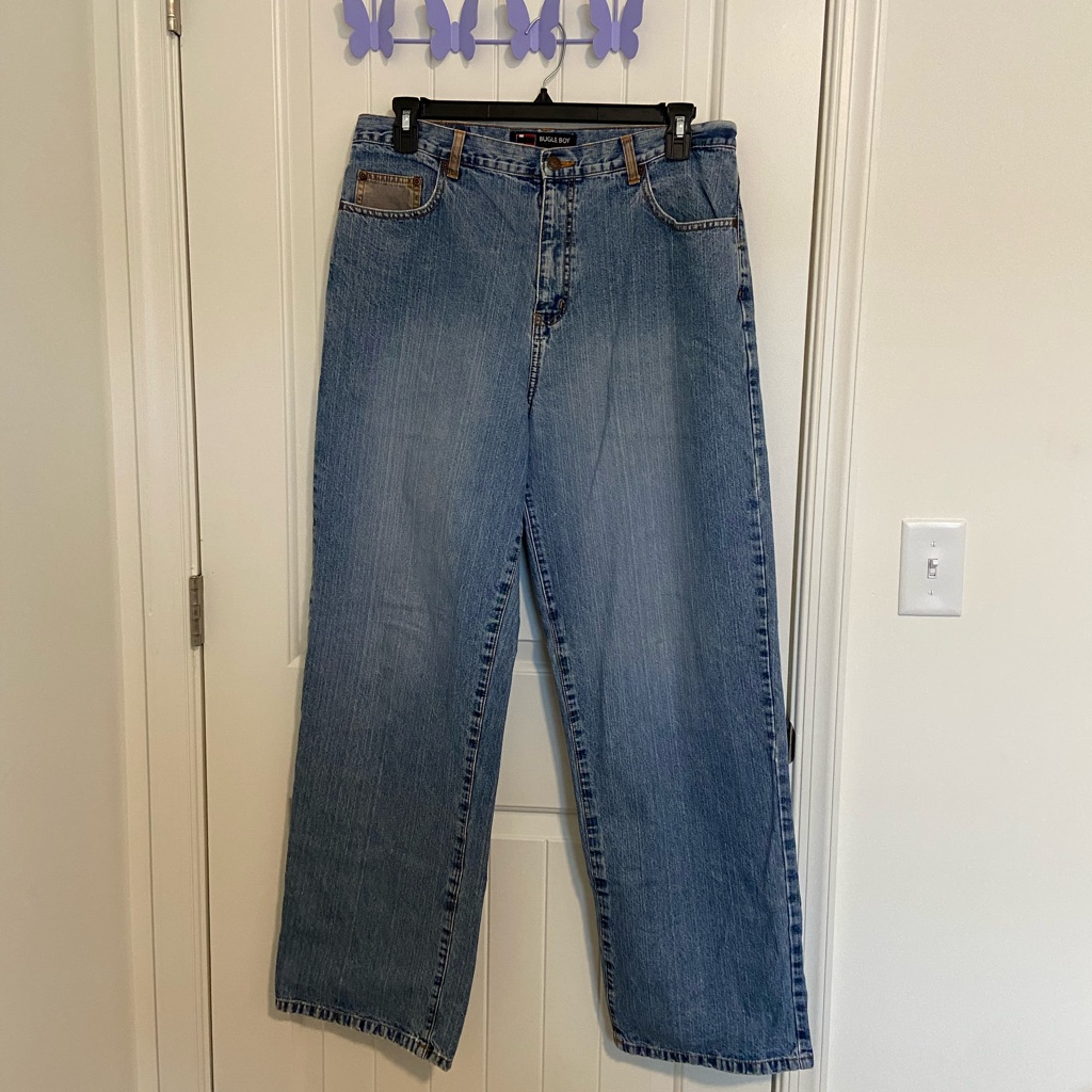 Vintage Bugle Boy 90s Men’s Light Wash Straight Cut Denim Jeans Size 36x34